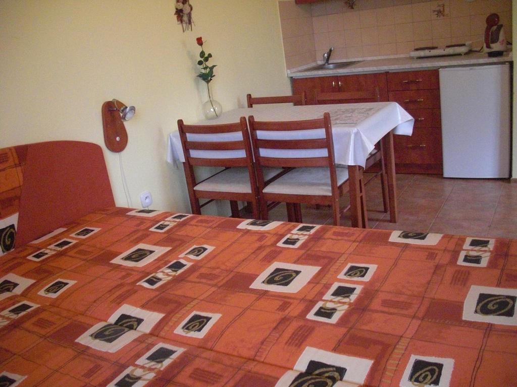 Chatky v Českém ráji Nemyčeves Chambre photo